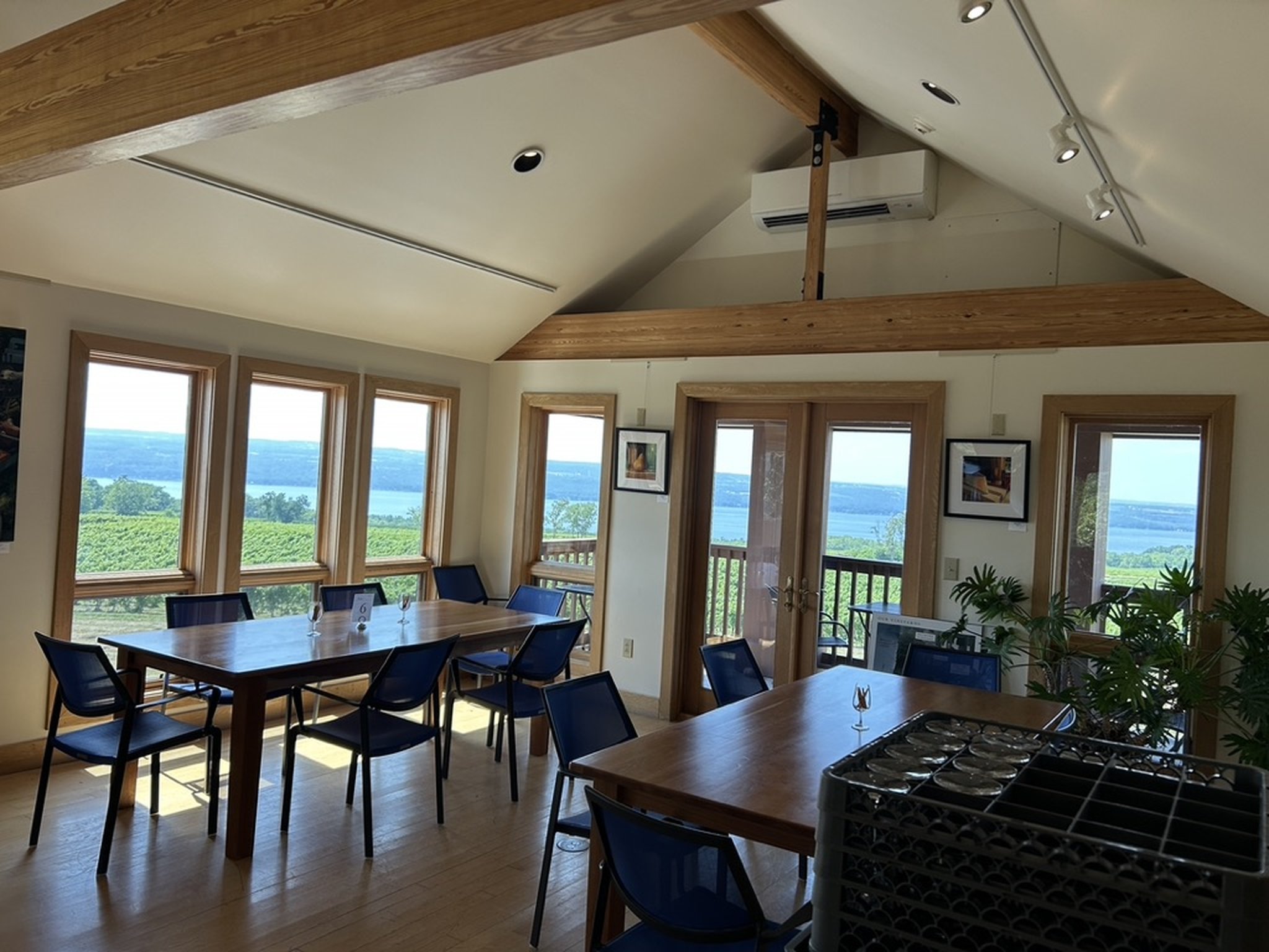 Lamoreaux Landing Wine Cellars