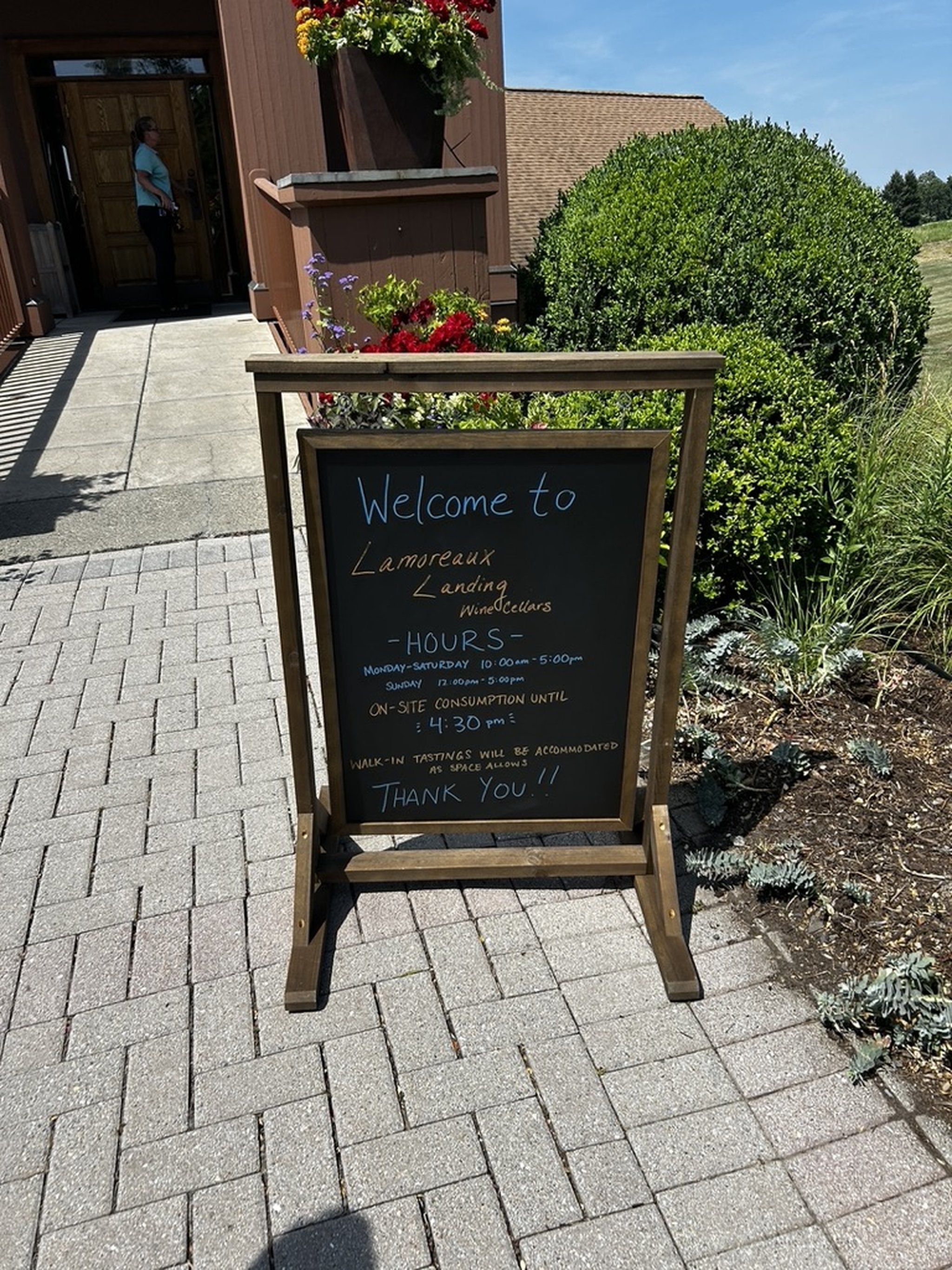 Lamoreaux Landing Wine Cellars