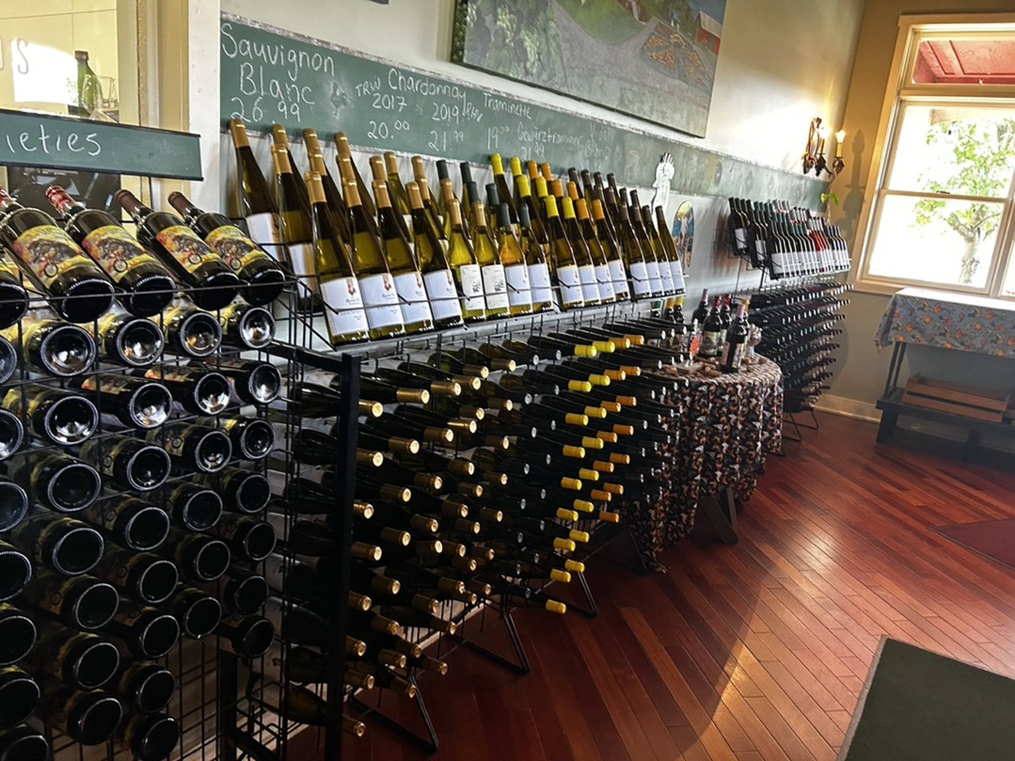 Rooster Hill Vineyards