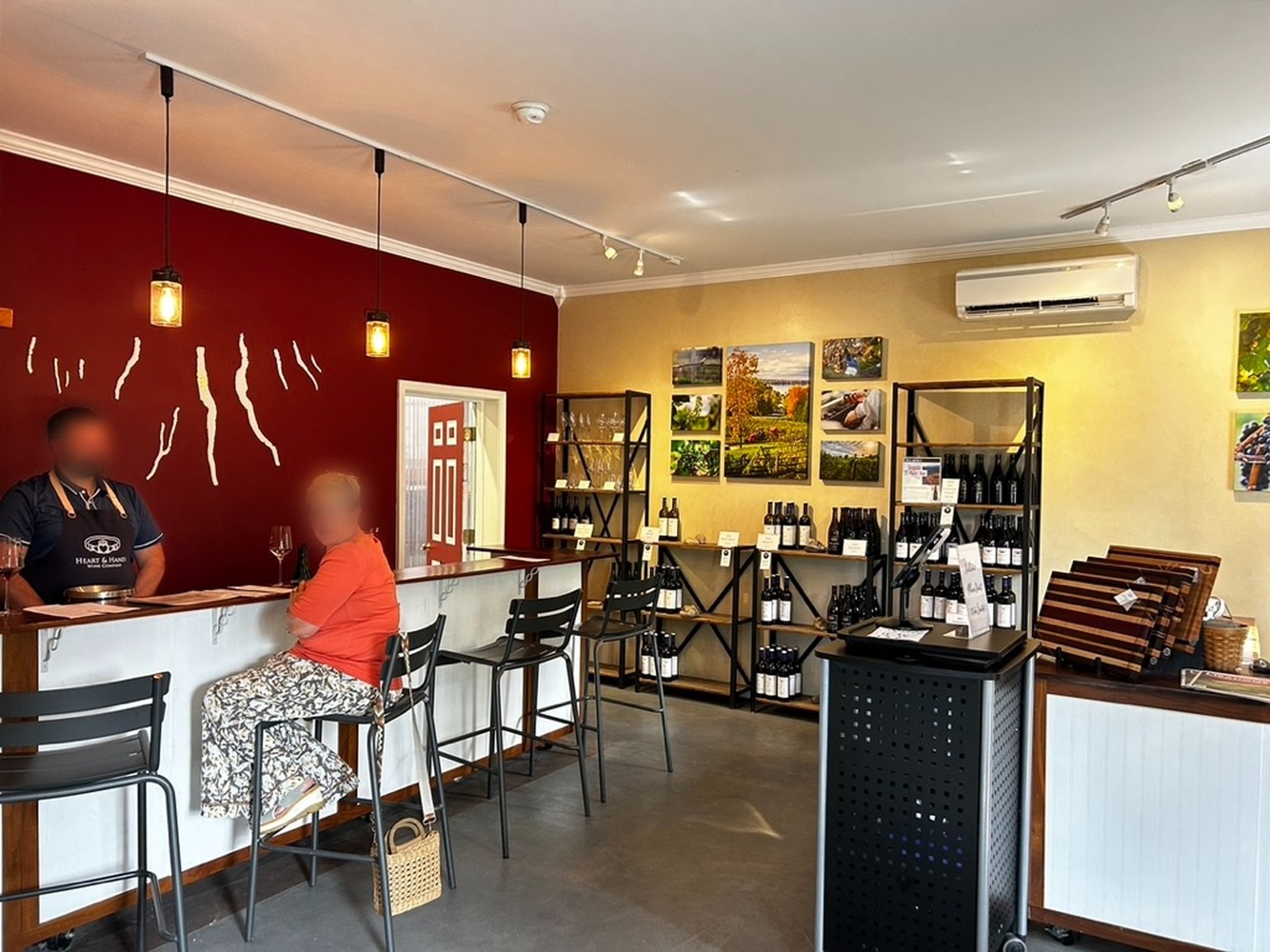 Heart & Hands Wine Company